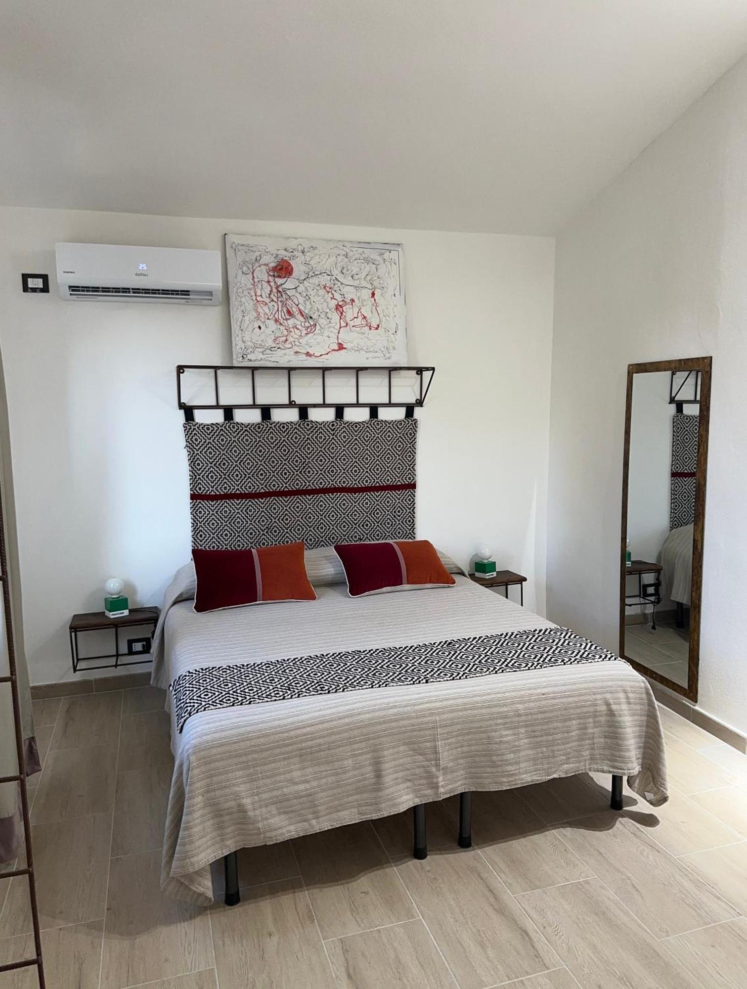 Relais Del Poggio Bed & Breakfast Capoterra Dış mekan fotoğraf