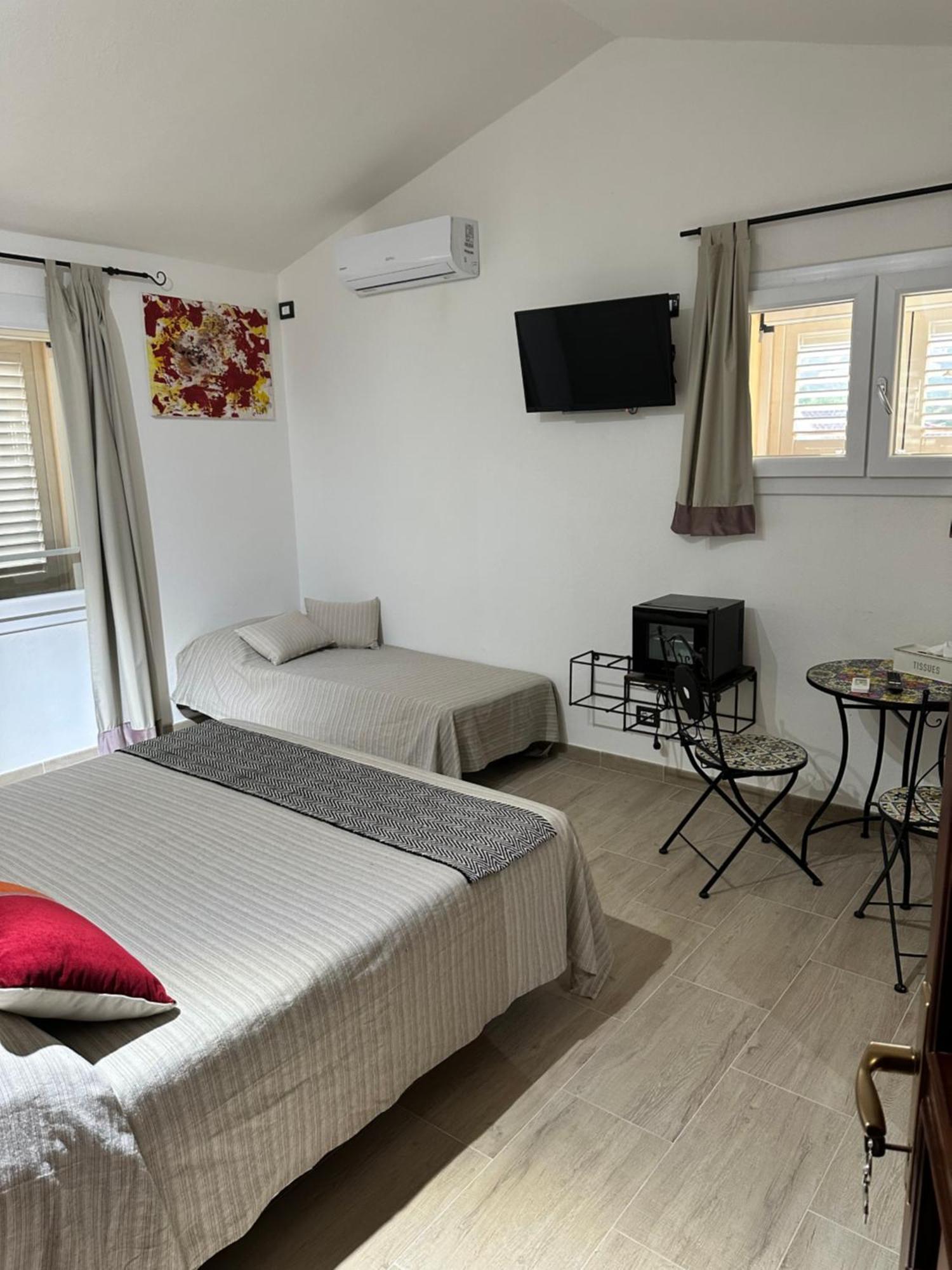 Relais Del Poggio Bed & Breakfast Capoterra Dış mekan fotoğraf